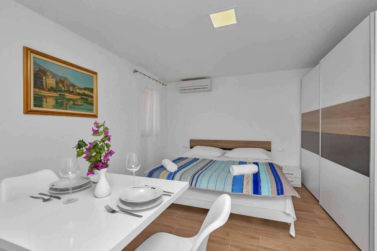 Guesthouse Lara Makarská Exteriér fotografie