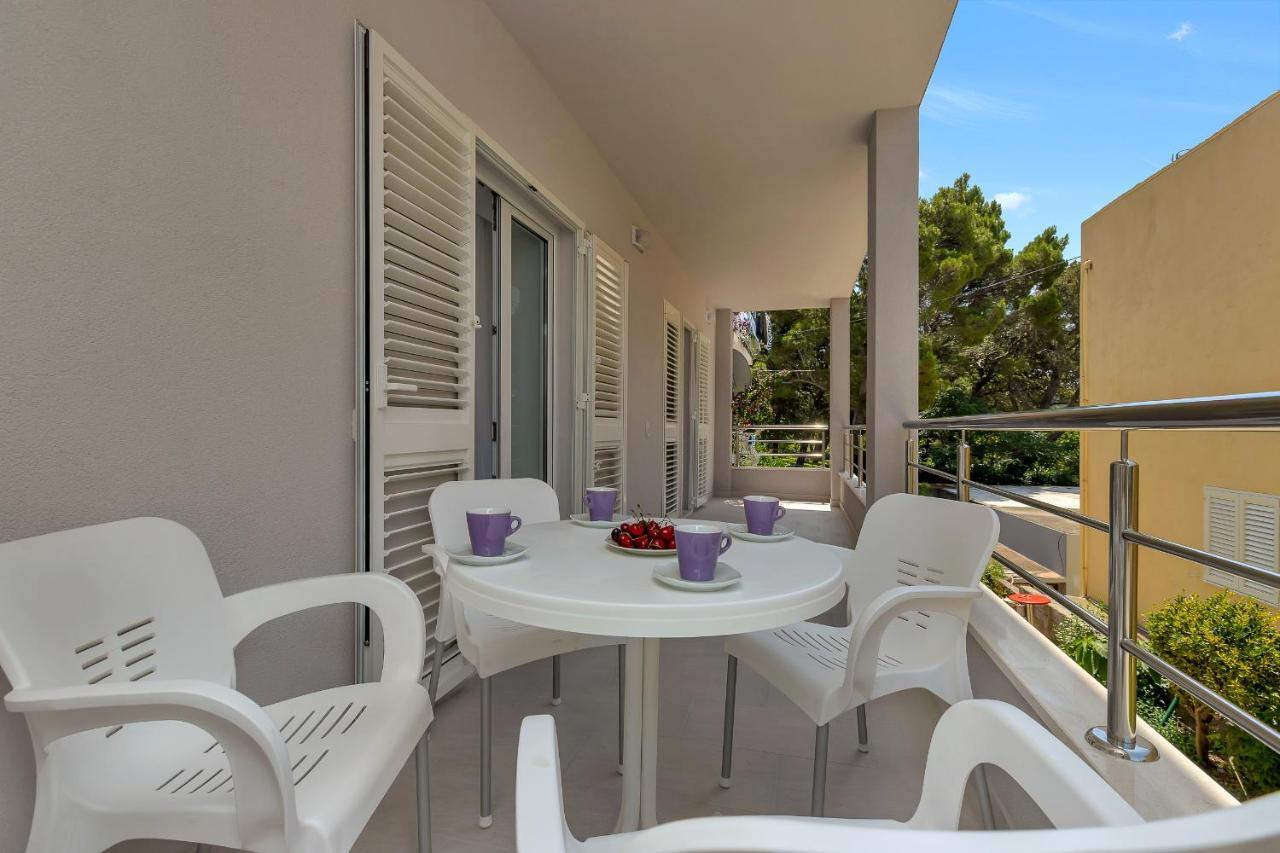 Guesthouse Lara Makarská Exteriér fotografie